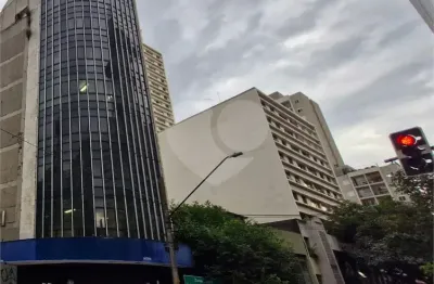 Prédio inteiro para locação | 16 salas | elevador | 1400 m² na consolação