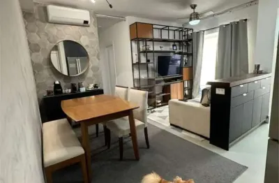 Apartamento à venda na vila madalena – 69m², 2 dormitórios, sacada gourmet e 1 vaga