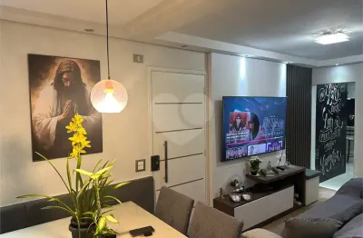 Apartamento reformado à venda no bairro do limão / zona norte