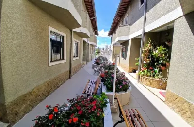 Casa em Condomínio à Venda no Santa Teresinha – 3 Dormitórios | 116m² | 3 Vagas