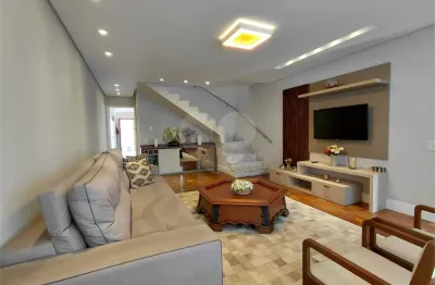 Sobrado à Venda na Zona Norte – 3 Dormitórios (1 Suíte) | Fino Acabamento | 2 Vagas