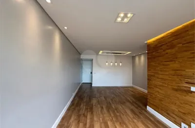 Apartamento com 3 quartos para alugar na Rua do Tramway, 22, Tucuruvi, São Paulo