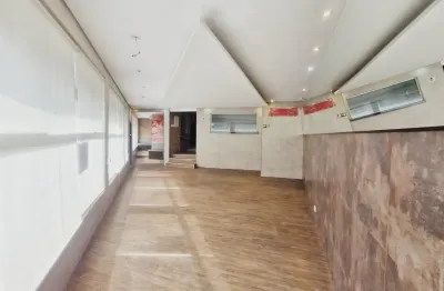 Locação. Sobrado Comercial: Localização perfeita para seu negocio!