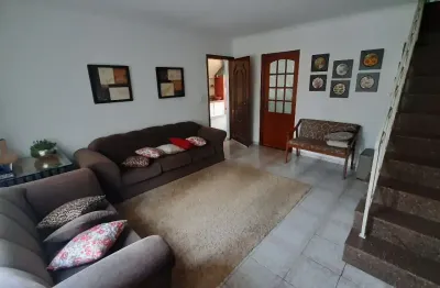 -casa à venda parada inglesa, com 3 quartos , 1 suíte, 3 vagas de garagem, escritório, dependência de empregada