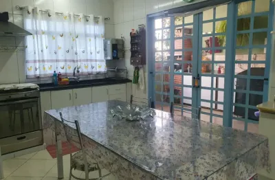 Casa com 4 quartos à venda na Rua Benfica, 356, Jardim Brasil (Zona Norte), São Paulo