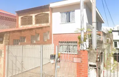 Vende-se:  sobrado, 100m², dois quartos e duas vagas, na vila nova mazzei!