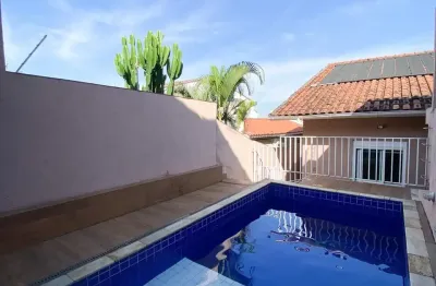 Casa com 3 quartos à venda na Rua Doutor Alcides Prestes, Água Fria, São Paulo