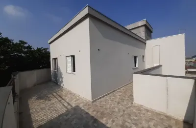 Vende-se: cobertura novinha no parque peruche – casa verde, 2 quartos, 63m²!