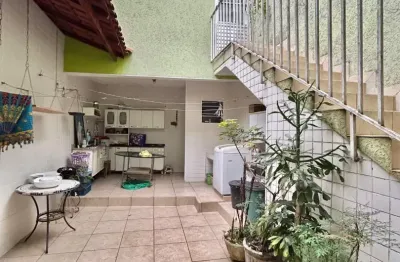 Sobrado na vila guilherme com quintal e edícula, 3 dormitórios 1 vaga