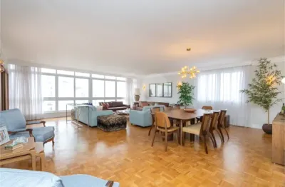 Este impecável apartamento de 214m² porteira fechada!