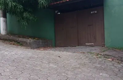 Encante-se com esta casa dos sonhos em meio à natureza em mairiporã!