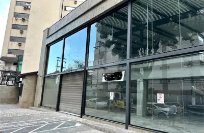 Lindo prédio comercial de 410 m² em localização estratégica