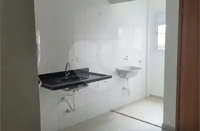 Apartamento novo na água fria,  com 2 dormitórios, prédio com elevador.