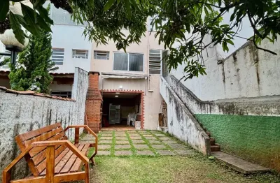 Sobrado na parada inglesa com 3 dormitórios (1 suíte), quintal gourmet e 4 vagas