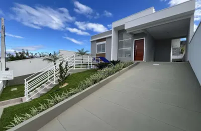 Casa térrea com 3 dormitórios, suíte e área gourmet – são josé/sc