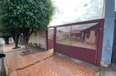 Casa com 2 quartos à venda na Avenida Rachid Neder, Monte Castelo, Campo Grande