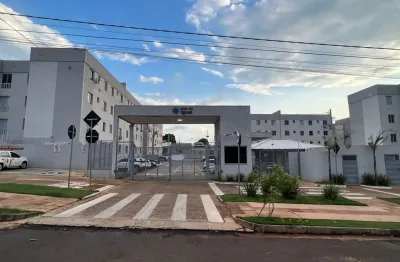 Apartamento com 2 quartos para alugar na Rua Rogélio Casal Caminha, Monte Castelo, Campo Grande