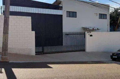 Super Oportunidade! Galpão Amplo 730m² no Parque Santa Cândida