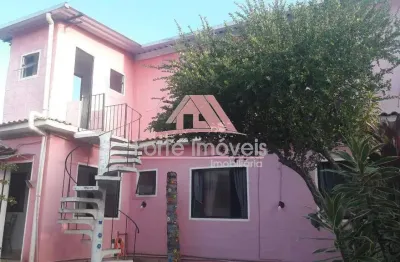 Duplex à venda, 3 quartos, 1 suíte, 2 vagas, Centro - Maricá/RJ