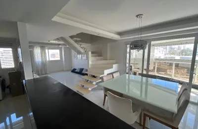 Apartamento duplex com 140 m², com 2 suítes com closet, jardim armação