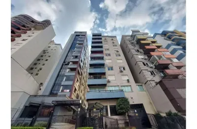 Apartamento com 2 quartos para alugar no Centro, Passo Fundo 