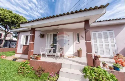 Casa 3 quartos de esquina no bairro são cristovão ii - semimobiliada