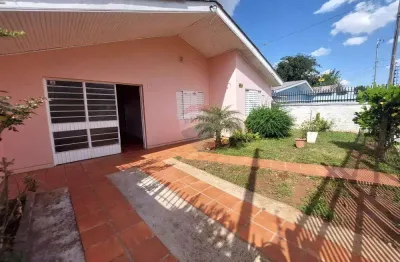 Casa com 3 quartos para alugar no Boqueirão, Passo Fundo 