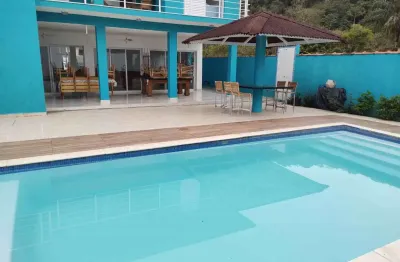 Sobrado íris maravilhoso, com acabamento bem fino no mar verde i, na mococa em caraguatatuba-sp