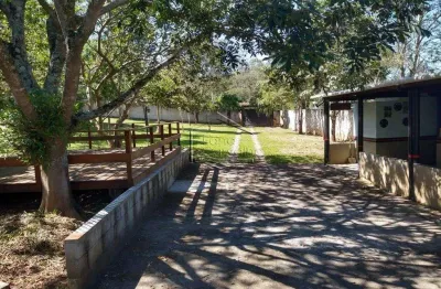 Linda chácara no bairro piedade em caçapava-sp, com 4 mil metros, muito arborizada.