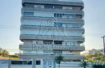 Deslumbrante cobertura no edifício indaiá prédio frente ao mar na praia do aruan