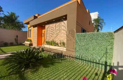 Casa térrea luxuosa moderna no indaiá região nobre da cidade à 650 metros do mar