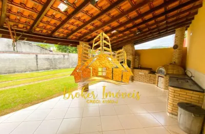 Oportunidade de casa com area gourmet bem pertinho da linda praia martim de sá em caraguatatuba-sp