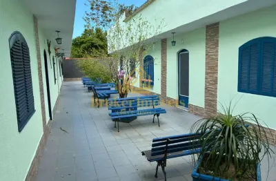 Casa com 45m², reformada e só esperando uma pintura pra ficar com a sua cara!