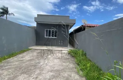 Casa térrea pronta para morar em excelente localização no getuba!