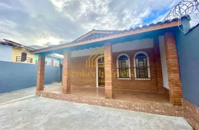 Casa com edícula à 550 metros da praia martim de sá caraguatatuba/sp