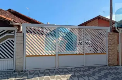 Casa com 2 quartos à venda na Rua Atibaia, 129, Jardim Real, Praia Grande