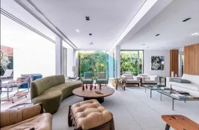 Casa brooklin paulista com 5 suítes e 7 banheiros 5 vagas  700 m²