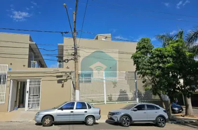 Casa em condomínio fechado com 2 quartos à venda na Rua Maria Antônia Carmona, 85, Vila Romano, São Paulo
