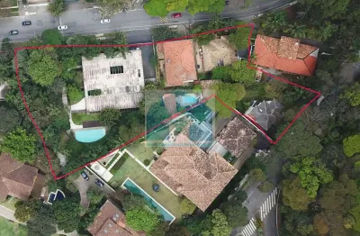 Casa para venda, com terreno de 3.100m² na cidade jardim