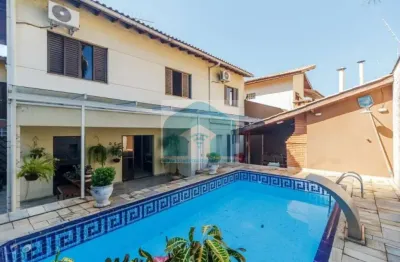 Belíssimo sobrado com 4 dormitórios 2 suítes 4 vagas, piscina 352 m² a venda por r$ 2.000.000