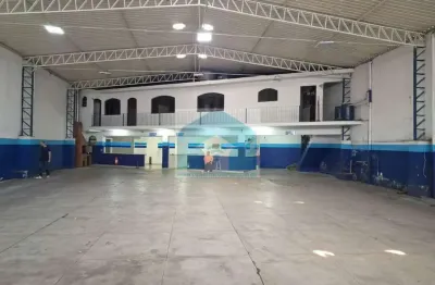 Galpão campo belo locação com 520 metros de area construída .