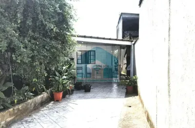 Casa no bairro tupiry, praia grande sp, com 3 dormitórios
