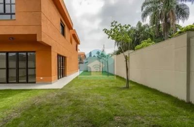 Casa sobrado  condominio  jardim prudência  291,890 m²   4 suites e 3 vagas
