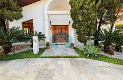 Casa de Condominio Alphaville com 4  suítes com piscina venda, 520 m²