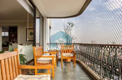 Apartamento Santo Amaro com 3 Quartos 2 suítes  e 6 banheiros 3vagas