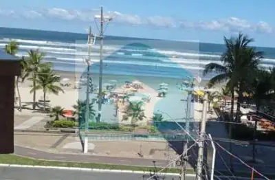 Apartamento no Bairro Ocian Praia Grande SP, com 2 dormitórios.