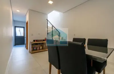 Sobrado Jardim Caravelas para venda em  com 3 quartos, sendo 1 suíte, 86m²