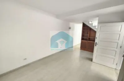 Jardim aeroporto 3 dormitorios 1 suite 2 vagas e quarto de empregada.