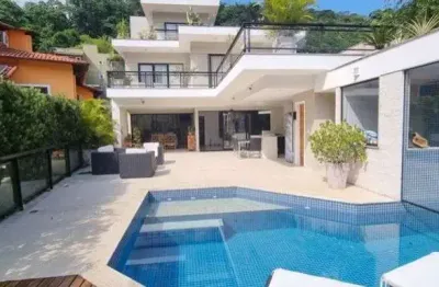 Casa ‘em condomínio engenho do mato para venda possui 800 metros quadrados com 6 suítes