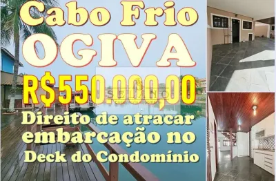 Casa geminada triplex à venda na ogiva, cabo frio - com deck para lancha